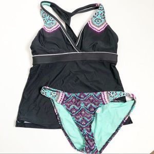 Athleta Tankini Swim Set